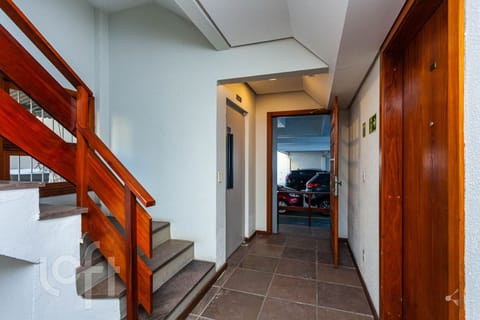 Image 34 - 226980